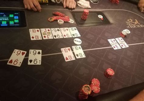 poker quads vs straight flush